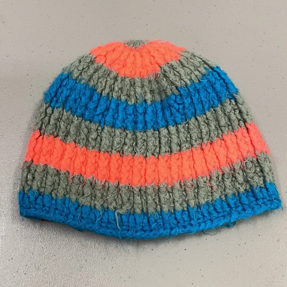 Spacecraft Neon Pink & Blue Stripe Fuzzy Yarn Chunky Knit Ski Beanie Unisex OSFA